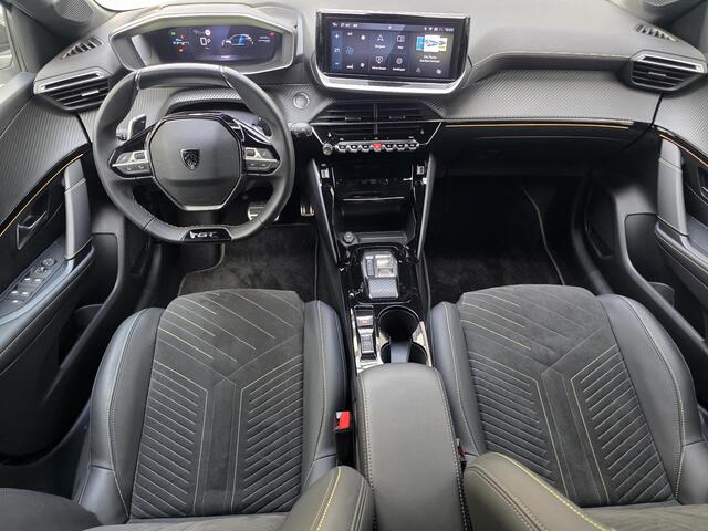 Peugeot 208 GT 1.2 Hybrid 110pk e-DCS6 | ALCANTARA | STOELVERW. | NAVI | ADAPTIVE CRUISE | 360° CAMERA | DODEHOEKBEW. | CLIMA | ALL-SEASONBANDEN |
