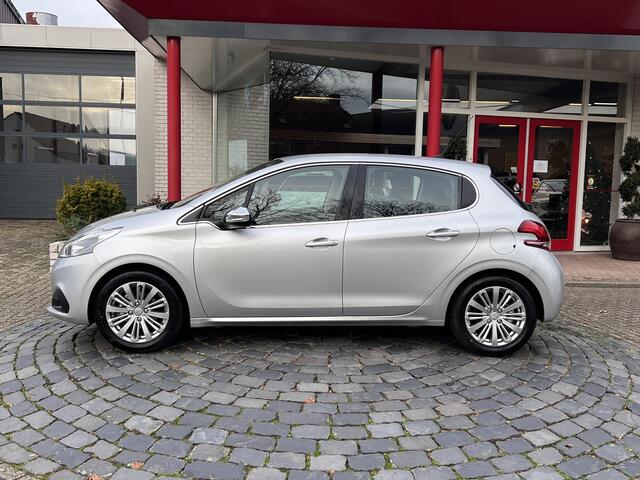 Peugeot 208 1.2 PureTech Allure | 16" LMV | PDC | Navi | BT | Volledig onderh. | Rijklaarprijs