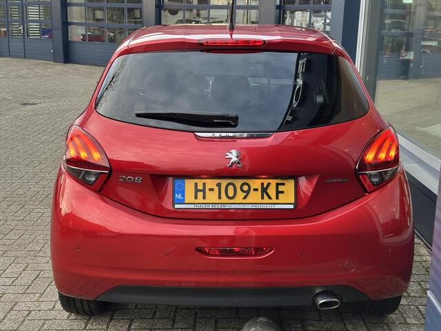 Peugeot 208 1.2 Turbo 110 PK GT-Line 6-Bak | 1e Eigenaar Volledig Dealer Onderhouden | Sportieve GT Uitvoering | Navigatie | Parkeercamera | 17" Lichtmetalen Velgen | Cruise Control | Climate Control | Apple Carplay & Android Auto | Parkeersensoren | Half Lederen Bek