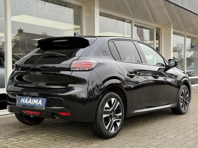 Peugeot 208 1.2 PureTech 100 Allure | 17 Inch | Achteruitrijcamera | Apple carplay | Parkeersensoren voor en achter | Electronic climate control |