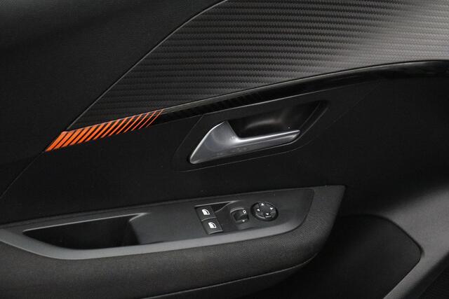 Peugeot 208 1.2 PureTech Active 2020 Airco | Carplay | Cruise control | LED | Bluetooth | Laneassist | Elektrische ramen + spiegels