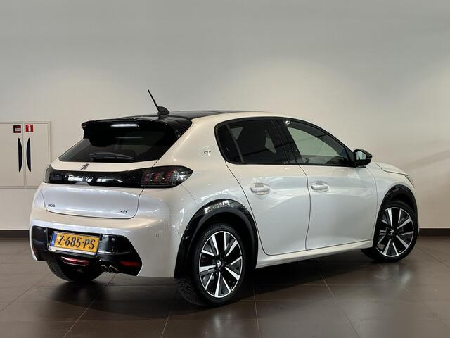 Peugeot 208 GT 1.2 Turbo 130pk EAT8 Peugeot 208 5-deurs GT 1.2 PureTech 130pk EAT8 AUTOMAAT | PARELMOER | PANODAK | NAVI | ADAPTIVE CRUISE | KEYLESS ENTRY | BLACK DIAMOND DAK | CAMERA | DAB+