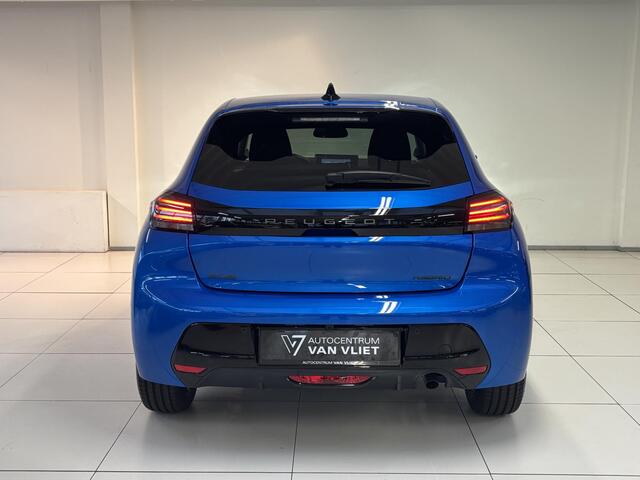 Peugeot 208 1.2 Hybrid 110 e-DCS6 Allure VOORRAAD DEAL | Automaat | Navigatie | 360 camera | Draadloze telefoonlader |