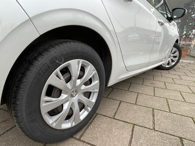 Peugeot 208 1.2 PureTech Blue Lion /Cruise/Airco/Parkeer sens./Navi/2016/