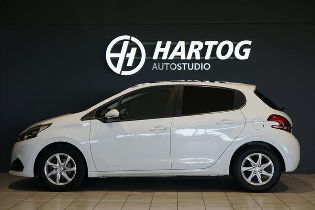 Peugeot 208 1.2 PureTech Allure + PANORAMA