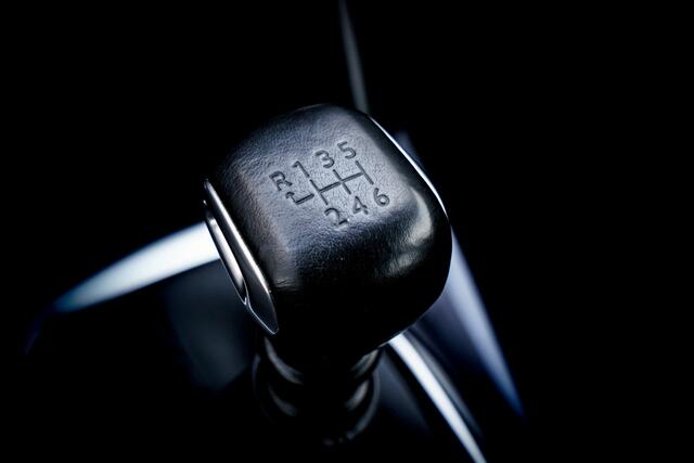 Peugeot 208 1.2 101PK Allure | 3D-I-Cockpit | Cruise | Navi | 6 Bak | | 16 INCH LMV | Keyless start | Rijstrooksensor met correctie |