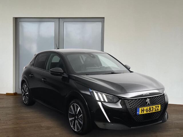 Peugeot 208 1.2 GT-Line*AUTOM.*ECC*ACC*NAVI*PANO*CARPLAY*