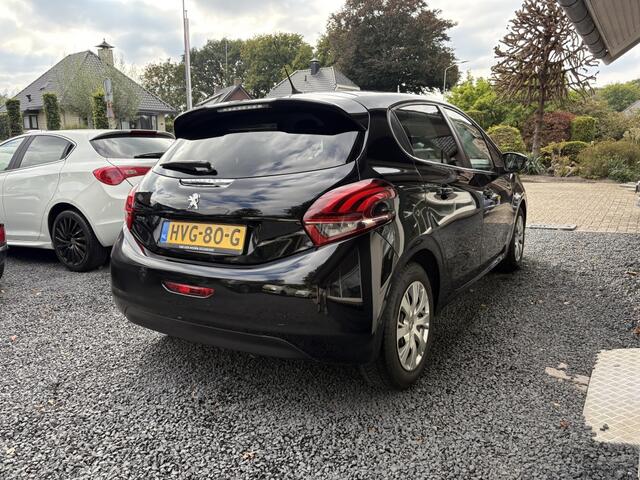 Peugeot 208 208 1.2 STOELVERW | NAVI | 5DRS | AIRCO | NW APK