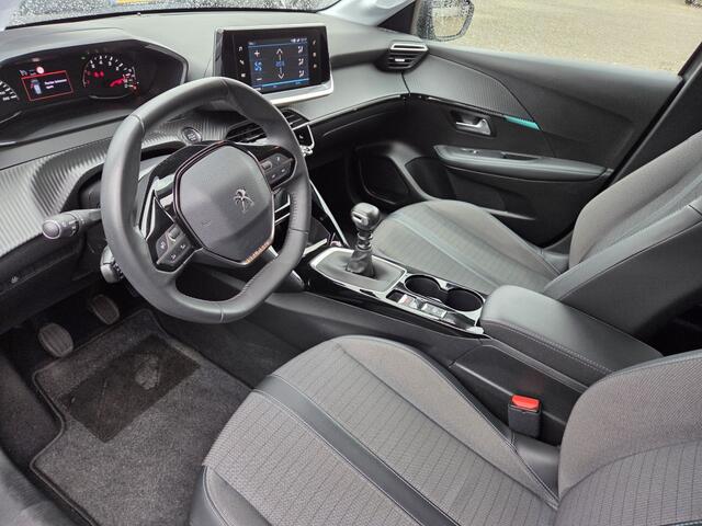 Peugeot 208 100 PK Allure | Verwarmde voorstoelen | Navigatie | LED lampen