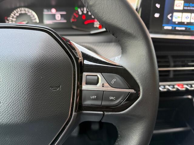 Peugeot 208 1.2 PT 101PK Active Pack PDC / LMV / NAVI / AIRCO / LED / CRUISE