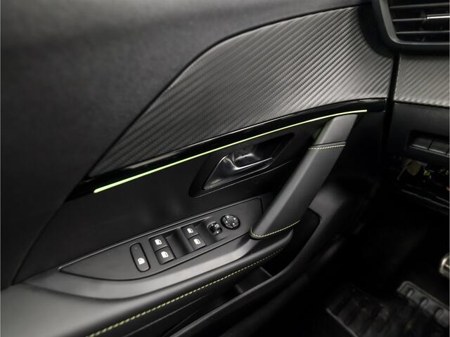 Peugeot 208 1.2 PureTech GT-Line Sport (APPLE CARPLAY, GROOT NAVI, 360 CAMERA, LEDER, SPORTSTOELEN, GETINT GLAS, KEYLESS, LM VELGEN, ZWART HEMEL, SFEERVERLICHTING, NIEUWSTAAT)