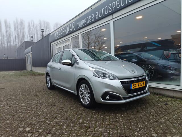 Peugeot 208 1.2 PureTech Executive | Climate | Carplay | Bluetooth |