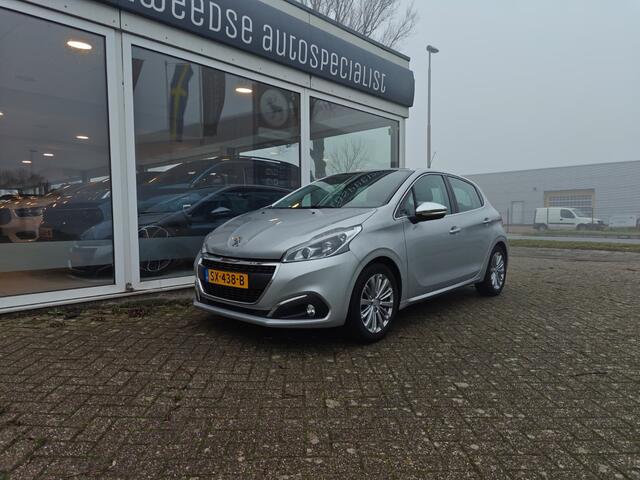 Peugeot 208 1.2 PureTech Executive | Climate | Carplay | Bluetooth |