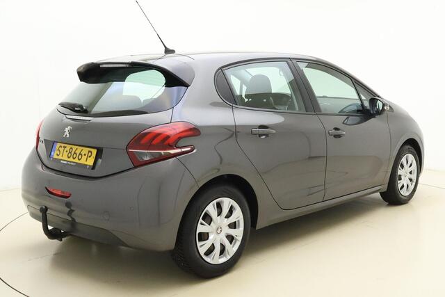 Peugeot 208 1.2 PureTech Blue Lion | Trekhaak | Apple carplay/Android auto | Airco | Navigatie | Cruise control | Stuurwiel multifunctioneel |