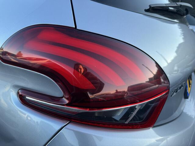 Peugeot 208 1.5 BlueHDi Allure | Navi | Camera | Cruise | Stoelverwarming | Clima |