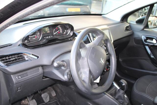 Peugeot 208 1.2 PureTech Blue Lion