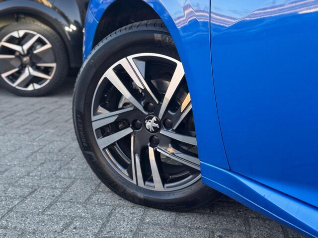 Peugeot 208 Allure 1.2 75pk | UNIEKE KM-STAND! | APPLE CARPLAY / ANDROID AUTO | CLIMA | PARKEERHULP | EXTRA GETINTE ACHTERRUITEN | CRUISE CONTROL