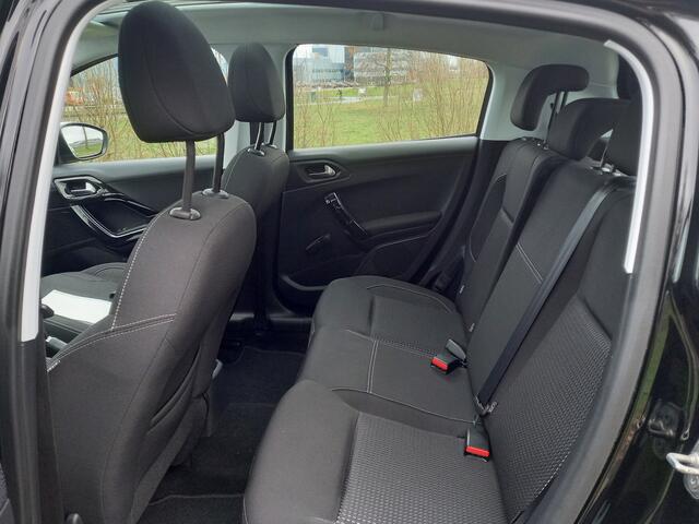 Peugeot 208 1.2 PureTech Access