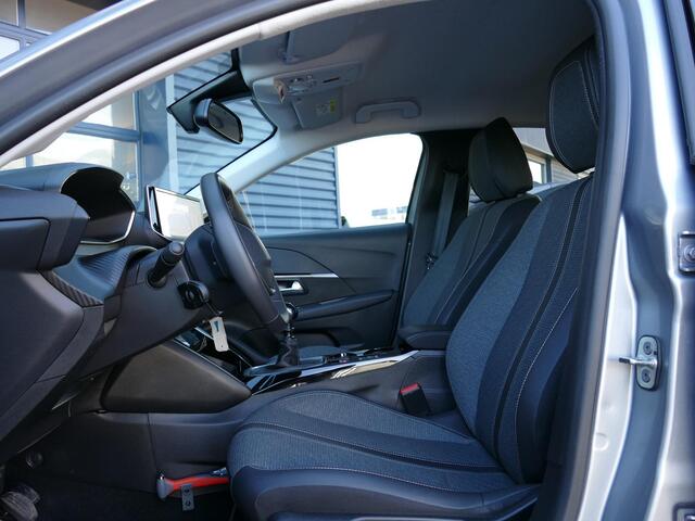 Peugeot 208 1.2T 100pk Allure | Navigatie | Full LED | Camera | 16'' LM Velgen | Apple Carplay/Android Auto | Parkeersensoren achter