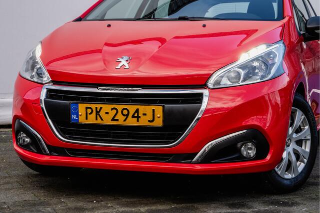 Peugeot 208 1.2 PureTech Blue Lease Full map navigatie/ Cruise control/ Tel. bluetooth/ Pdc