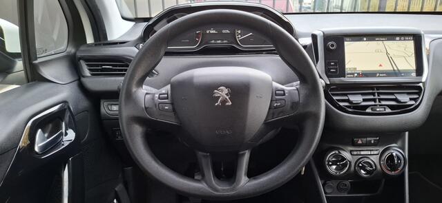 Peugeot 208 1.2 PT. Blue Lion NAP NAVI PDC CarPlay Cruise