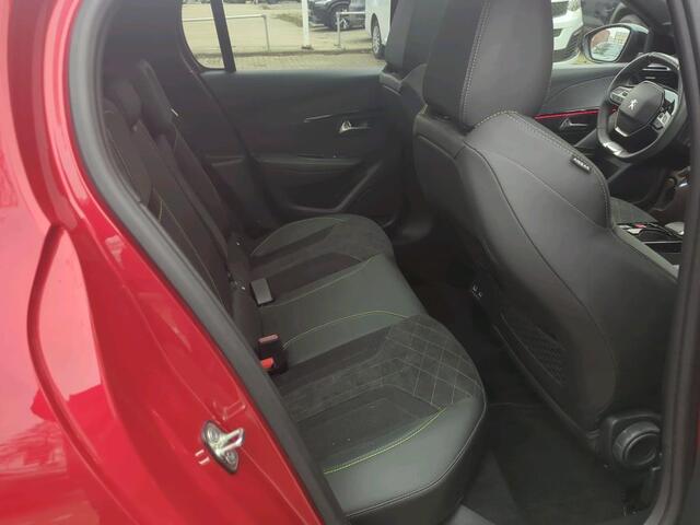 Peugeot 208 1.2 PureTech GT Pack ALL-IN RIJKLAARPRIJS/Panoramadak/Keyless/Navi/Camera/Full Options