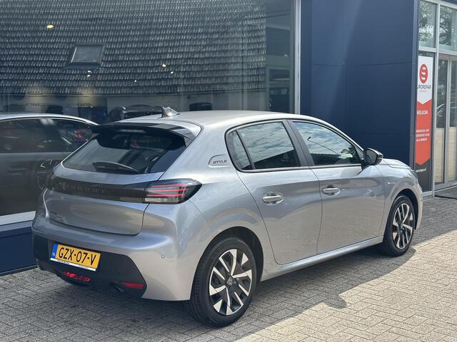 Peugeot 208 1.2 Style | Navigatie | Private Lease Vanaf ¤ 299 P/M ! | LED Verlichting | Cruise Control | Airco | Parkeersensoren | Draadloos Apple Carplay & Android Auto | Leren Stuurwiel |