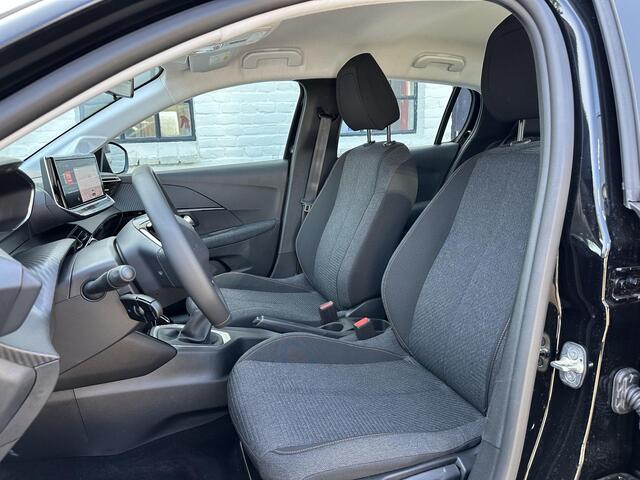Peugeot 208 1.2 Style | Navigatie | Private Lease Vanaf ¤ 299 P/M ! | LED Verlichting | Cruise Control | Airco | Parkeersensoren | Draadloos Apple Carplay & Android Auto | Leren Stuurwiel |