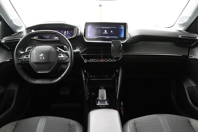 Peugeot 208 1.2 Allure*AUTOM*ACC*LANE-ASS*NAVI*CAM*CARPLAY*