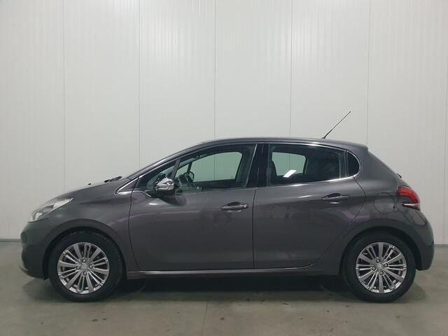 Peugeot 208 1.2 PureTech Allure NAVI/PDC/CARPLAY/TRHAAK/LMV