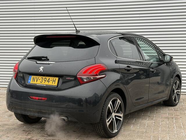 Peugeot 208 1.2 PureTech GT-line | Nieuw Binnen! | Automaat | Carplay | Camera |