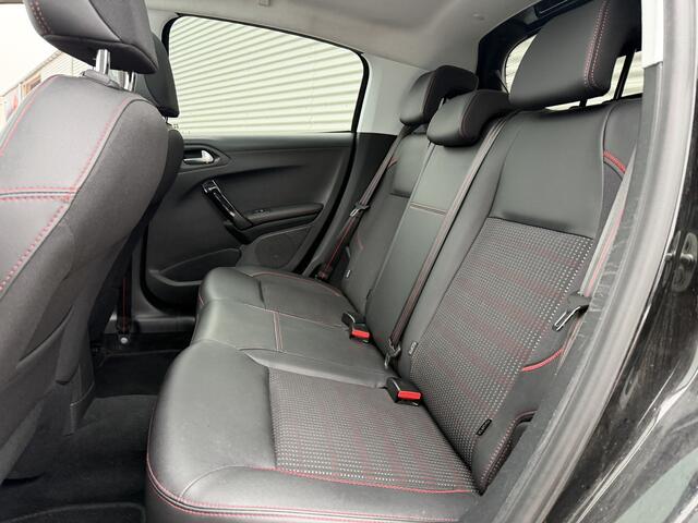 Peugeot 208 1.2 PureTech GT-line | Nieuw Binnen! | Automaat | Carplay | Camera |