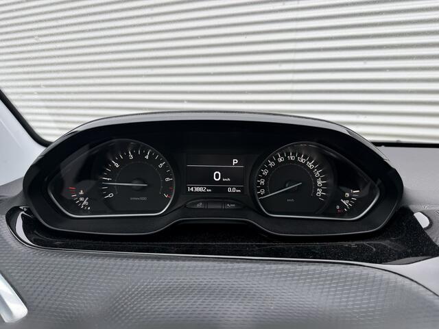 Peugeot 208 1.2 PureTech GT-line | Nieuw Binnen! | Automaat | Carplay | Camera |
