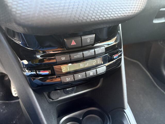 Peugeot 208 1.2 PureTech GT-line / NAVI / AIRCO ECC / CRUISE / 81dkm! NAP!