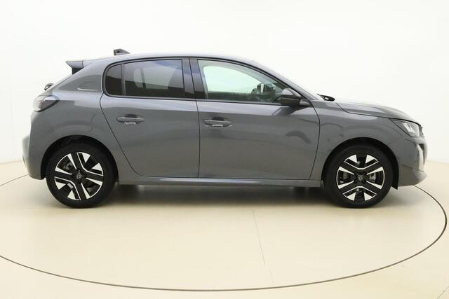Peugeot 208 1.2 Hybrid 110 e-DCS6 Allure Automaat l Climate Control l Adaptive Cruise Control l LED l Digitaal Instrumentenpaneel l 10'' Infotainment l DAB l Wireless Apple Carplay/Android Auto l TomTom Navigatie l Lichtmetalen Velgen