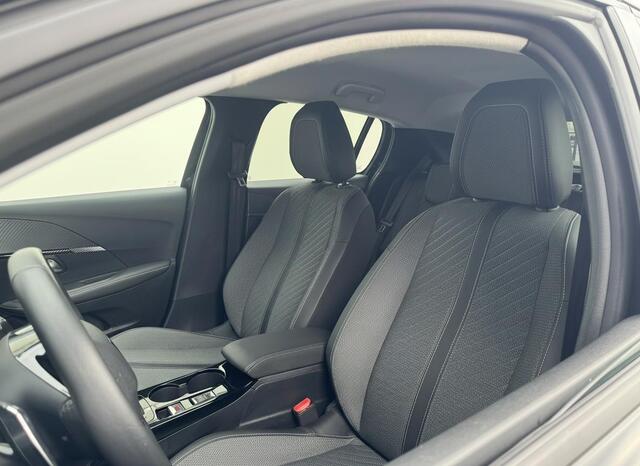 Peugeot 208 1.2 Hybrid 110 e-DCS6 Allure | Camera v+a | Adaptive cruise | Prijs is rijklaar