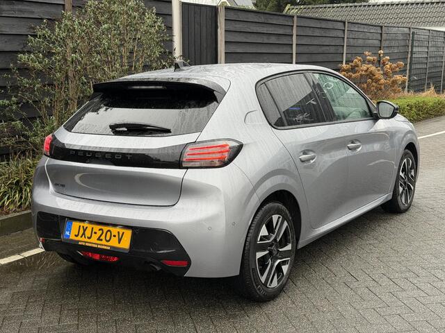 Peugeot 208 Allure 1.2 PureTech 100PK Navigatie, Camera Voor & Achter, Parkeersensoren, Apple Carplay, Android Auto