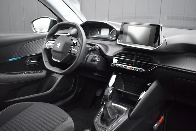 Peugeot 208 1.2 PureTech Style LED | Carplay | Privacy | Airco | Sportstoelen | Isofix | 15.522km!!