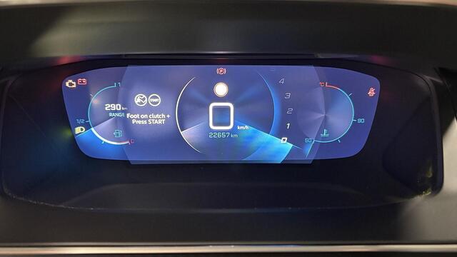 Peugeot 208 1.2 PureTech Allure | Pano dak | Trekhaak | 1e eigenaar