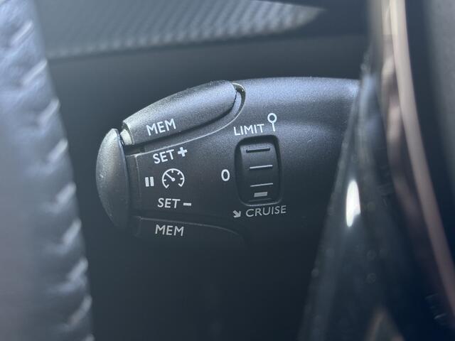 Peugeot 208 1.2 PureTech Active Pack Airco | Parkeersensoren achter | Apple Carplay & Android auto!!