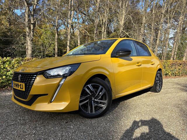 Peugeot 208 1.2 PureTech Allure / Apple Carplay-Android / Camera / Stoelverwarming