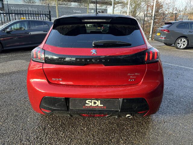 Peugeot 208 1.2 PureTech GT // FULL LED // HALF LEDER // DODEHOEK // 3D COCKPIT // CAMERA+SENSOREN // NAVI+CARPLAY //