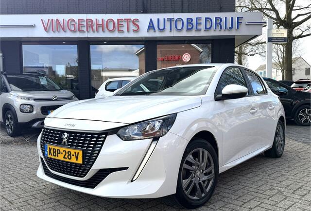Peugeot 208 Benzine 5-deurs * Style Edition * * Navigatie * Airco * L.M. Velgen * Parkeersensoren * Apple Carplay / Android Auto * Cruise Control * Leder Stuurwiel * Vingerhoets; Vierde Generatie Eersteklas Service. Al meer dan 100 jaar een begrip in de Brabantse Kem