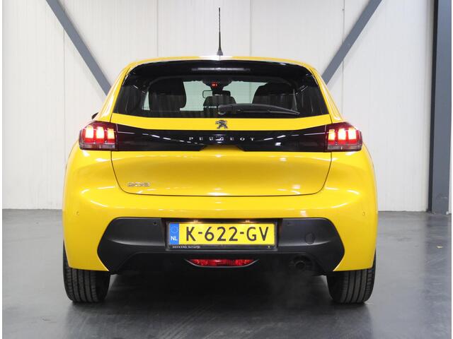 Peugeot 208 1.2 75PK Active | 1ste eigenaar | AppleCarplay/AndroidAuto | Airco | Navigatie | Lederen Stuurwiel | DAB Radio | Cruise Control | Isofix | Bluetooth | Parkeersensoren |
