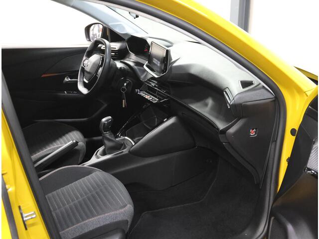 Peugeot 208 1.2 75PK Active | 1ste eigenaar | AppleCarplay/AndroidAuto | Airco | Navigatie | Lederen Stuurwiel | DAB Radio | Cruise Control | Isofix | Bluetooth | Parkeersensoren |