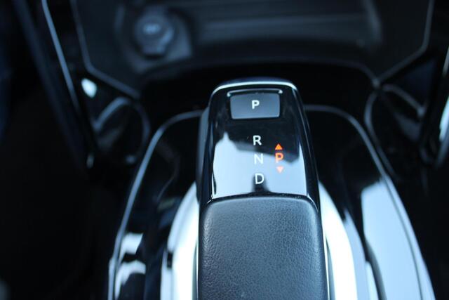 Peugeot 208 1.2 PureTech Active Pack Led/Navi/NL Auto!! 2648 KM !!!