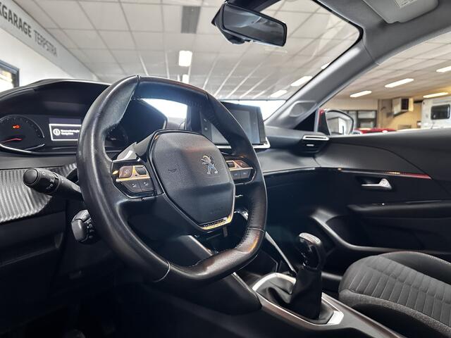 Peugeot 208 1.2 PureTech Blue Lease Active /LED Koplampen /Apple + Android /DAB+! /Lane Assist /Navi /Airco /Cruise /Elek. pakket /Bluetooth /USB /Isofix /LED Dagrijverl. /PDC.