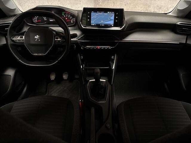 Peugeot 208 1.2 PureTech Sport (APPLE CARPLAY, NAVIGATIE, PARKEERSENSOREN, SPORTSTOELEN, CRUISE, NIEUWE APK, NIEUWSTAAT)