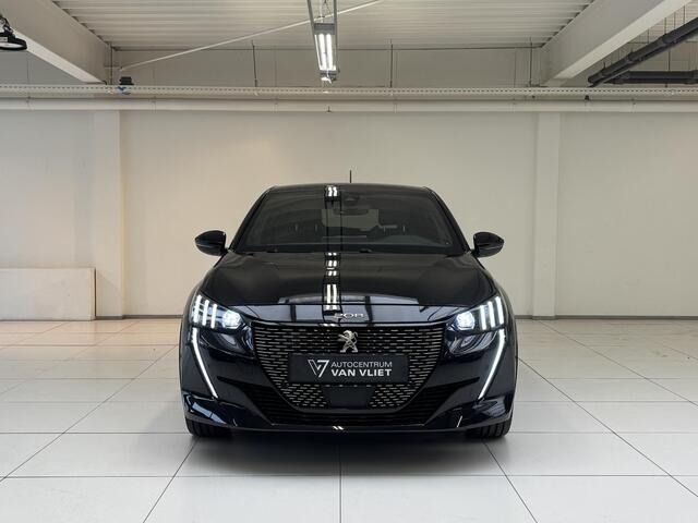 Peugeot 208 1.2 PureTech GT Afneembare trekhaak | Navigatie | Achteruitrijcamera | Dodehoek detectie | Android auto / Apple carplay