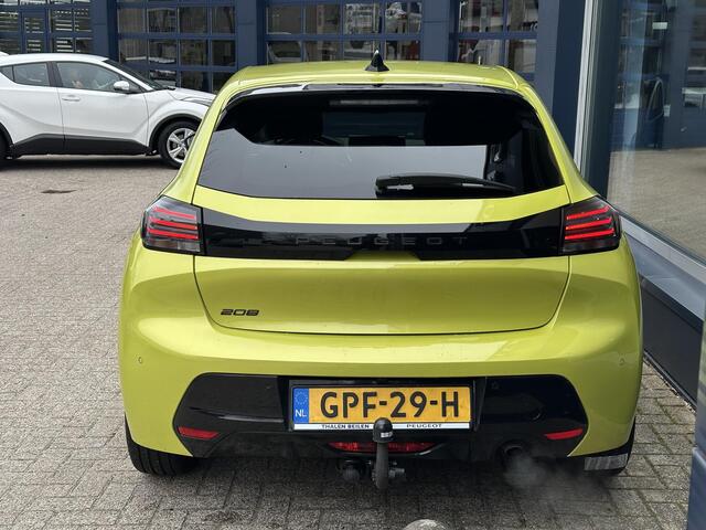 Peugeot 208 1.2 Turbo 100 PK Allure | Facelift Type | Trekhaak 1200 KG | Keyless Entry | Navigatie via Telefoon | 360 Graden Camera | Adaptieve Cruise Control | LED Verlichting | Stoelverwarming | Climate Control | Dode Hoek Detectie | Voor + Achter Parkeersensoren |